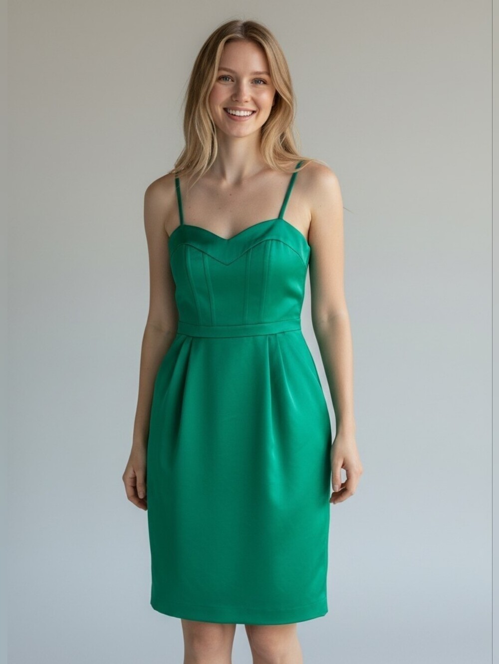 💚NWT Elegant Satin Green Dress